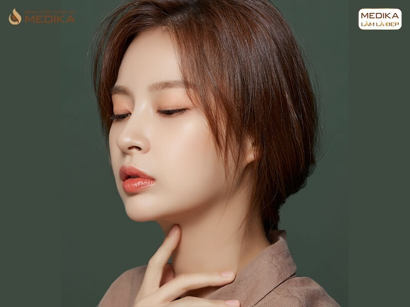 Khách hàng thực hiện phương pháp nâng mũi sụn sườn - MEDIKA.vn