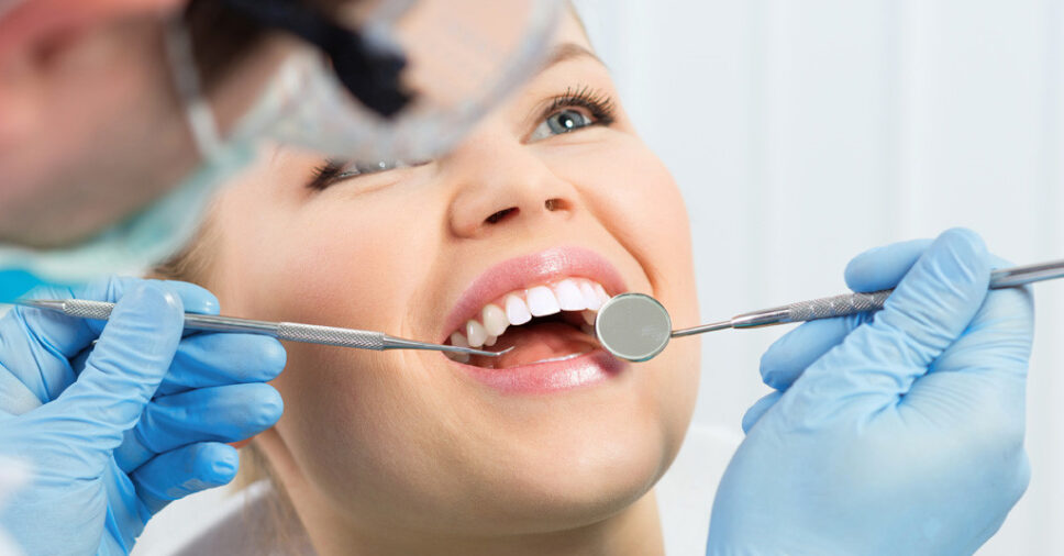 Vì sao bạn nên chọn loại răng sứ thẩm mỹ chất lượng?