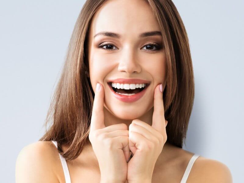 Tẩy trắng răng có duy trì được lâu dài hay không?