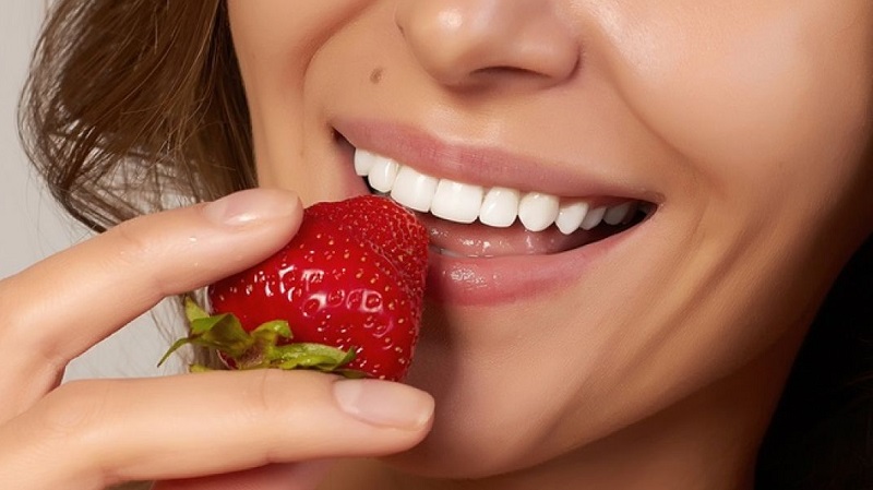 Chăm sóc răng ăn uống sau khi tẩy trắng răng